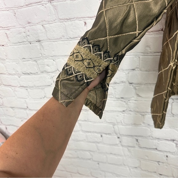 Woman’s formal jacket blazer size 1X plus size gold diamond wedding winter - Picture 9 of 14